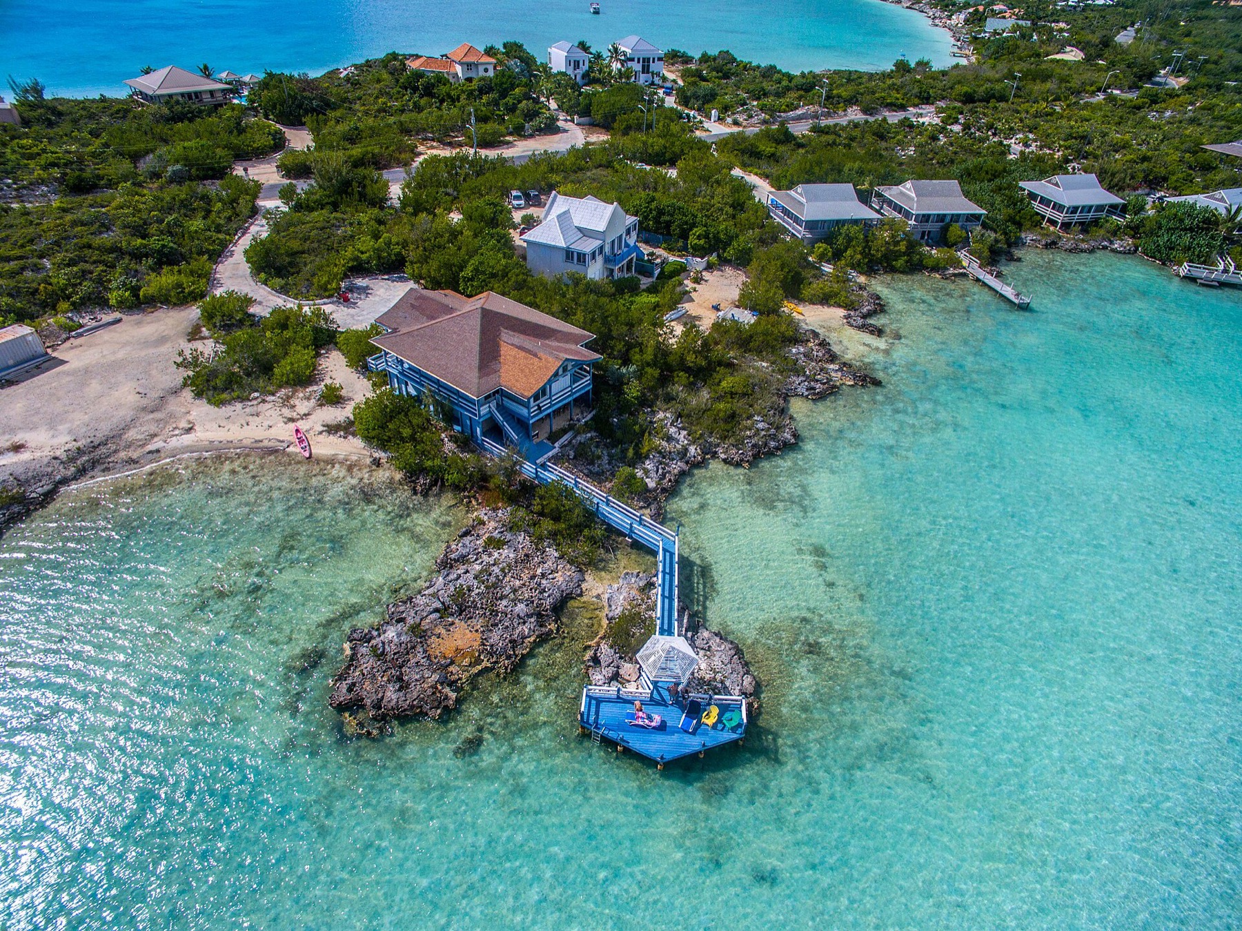 The Outer Cays field view 2